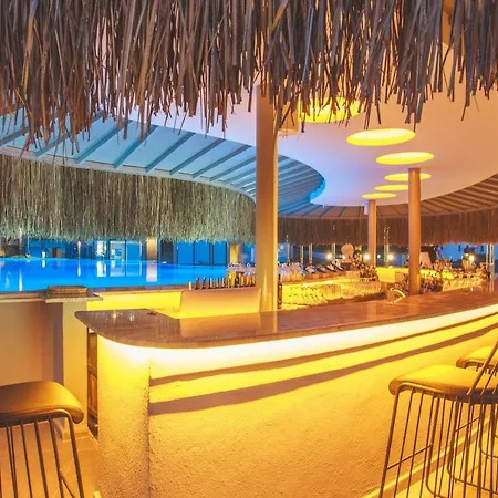 Orka Cove Penthouse & Adults Only 4*