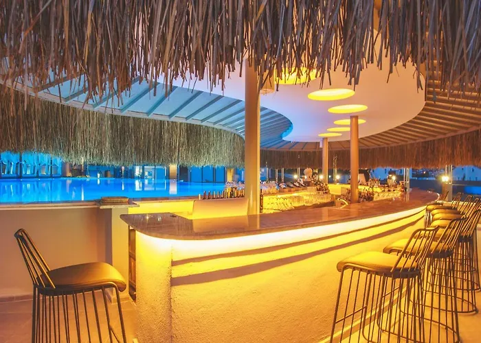 Orka Cove Penthouse & Adults Only 4*