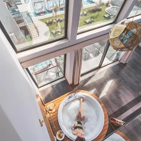 Orka Cove Penthouse & Adults Only 4* フェティエ