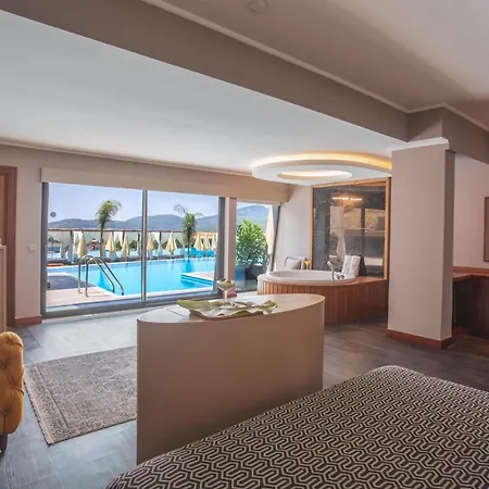 Orka Cove Penthouse & Adults Only 4* Oludeniz