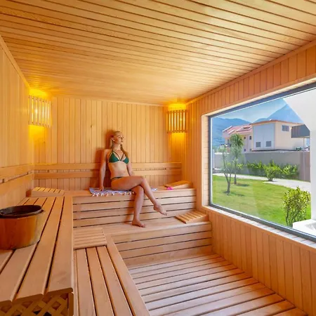 Orka Cove Penthouse & Adults Only 4*