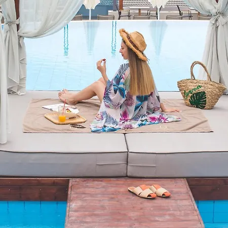 Orka Cove Penthouse & Adults Only 4* Oludeniz