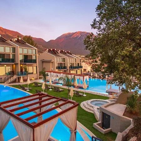 Orka Cove Penthouse & Adults Only 호텔 페티예