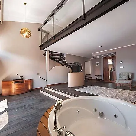 Orka Cove Penthouse & Adults Only Hotel