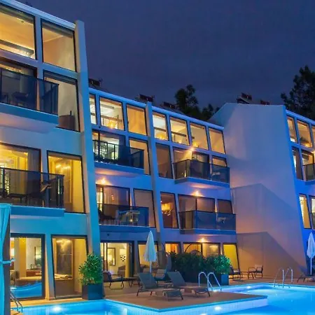 Orka Cove Penthouse & Adults Only 4*