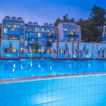 Hotel Orka Cove Penthouse & Adults Only 4*