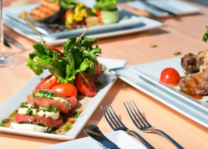 מלון Orka Cove Penthouse & Adults Only