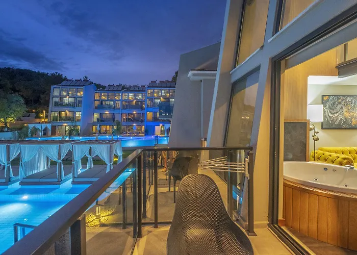 Orka Cove Penthouse & Adults Only 4* Fethiye