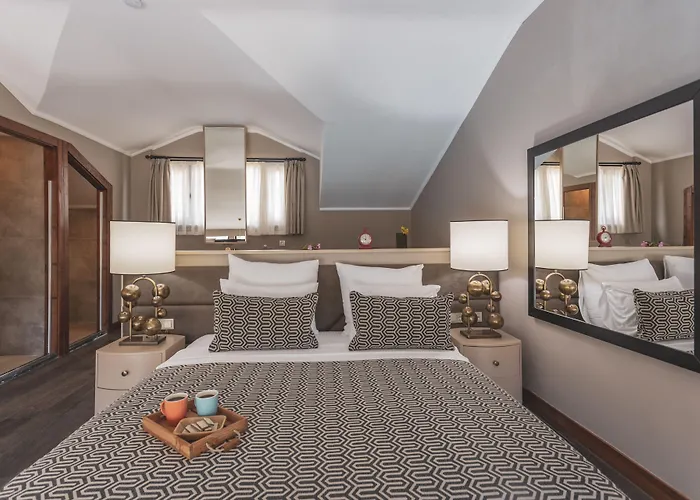 Orka Cove Penthouse & Adults Only מלון