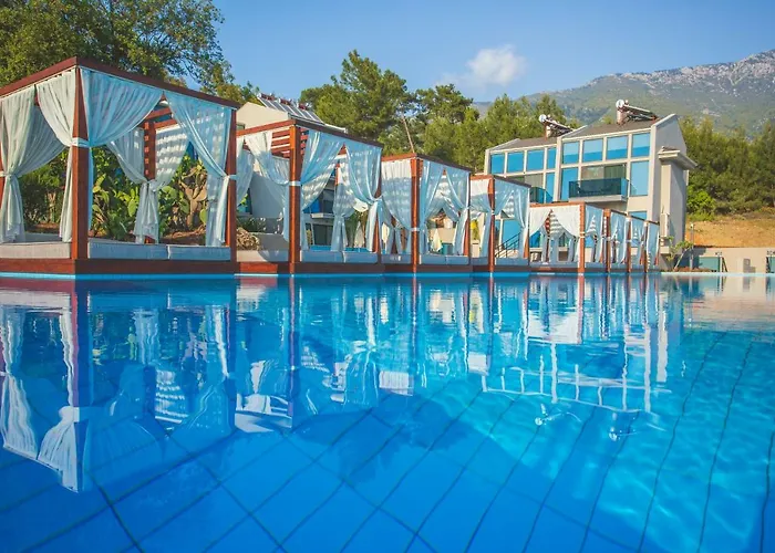 Orka Cove Penthouse & Adults Only