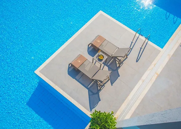 Orka Cove Penthouse & Adults Only Отель